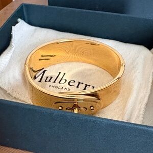 Mulberry Elegant Gold Bracelet